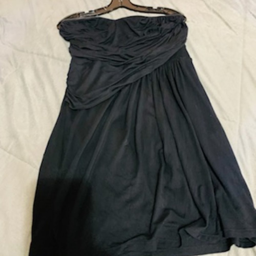 Express Strapless Ruched Dress - Picture 4 of 8